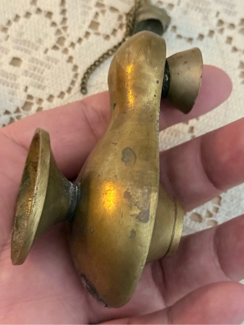 Vintage Brass Aladdin Oil Lamp: Miniature Genie Decor